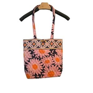 Vera Bradley Sun Valley Quilted Cotton Tote Bag Pink Orange Floral Toggle Close